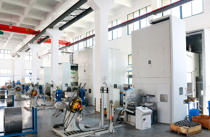 如何评估一家智能传动设备公司的技术研发与制造实力？